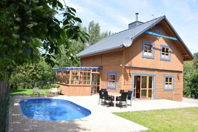 Przystanek Jeziorna 49 Villa Perlino Exteriör bild