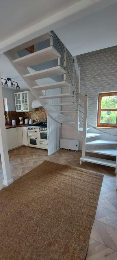 Przystanek Jeziorna 49 Villa Perlino Exteriör bild
